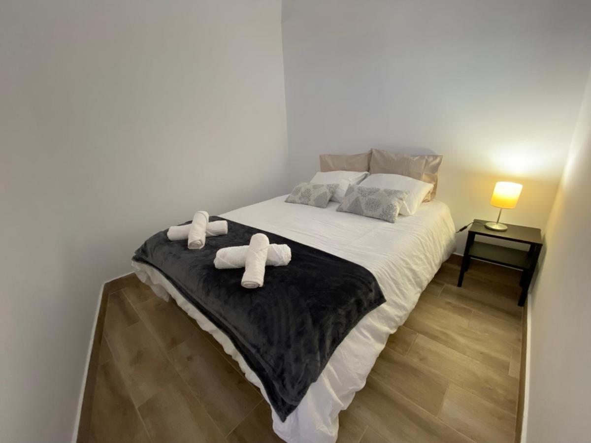 Apartamento Cruz Roja C Sevilla Bagian luar foto